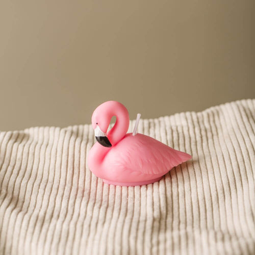 Whether the theme is South Beach, zoo animals, this pink Flamingo Candle cake topper will add ambience to it! Flamingo Candle from Southlake Gifts Canada