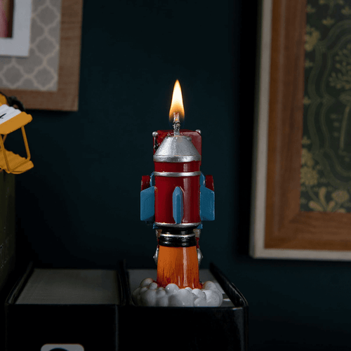 Perfecting your Cake with the Vintage Robot Rocket cake decoration Candle. Featuring a rocket in the back for it uniqueness. Shop now at Southlake Gifts Canada.